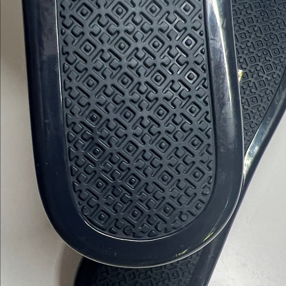 Tory Burch Thong Jelly Sandals Women’s Size US 6M - Picture 12 of 16